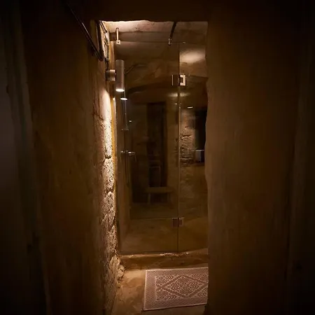 House Of Character In Nyaraló Valletta