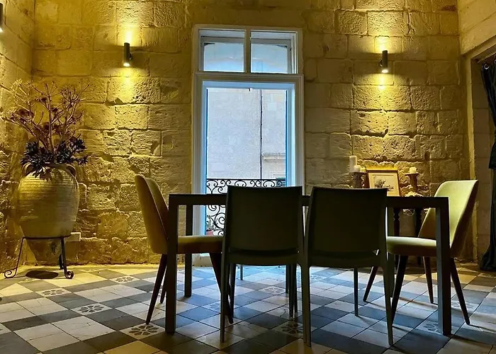 House Of Character In Valletta